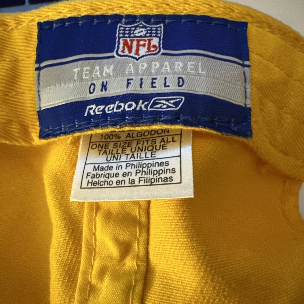 Green‎ Bay Packer NFL Hat And 2 Packer Cups